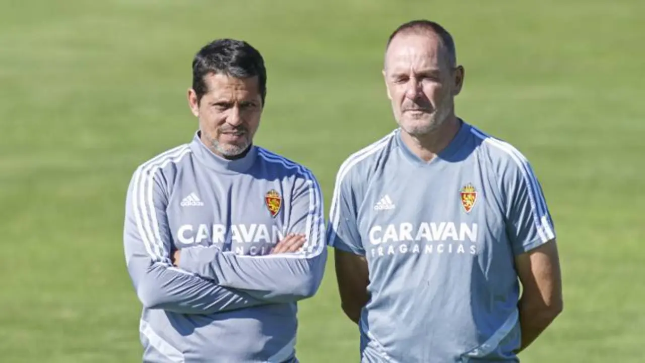 Loreto junto a V&iacute;ctor Fern&aacute;ndez en un entrenamiento en la Ciudad Deportiva. Foto: Tino Gil / Real Zaragoza