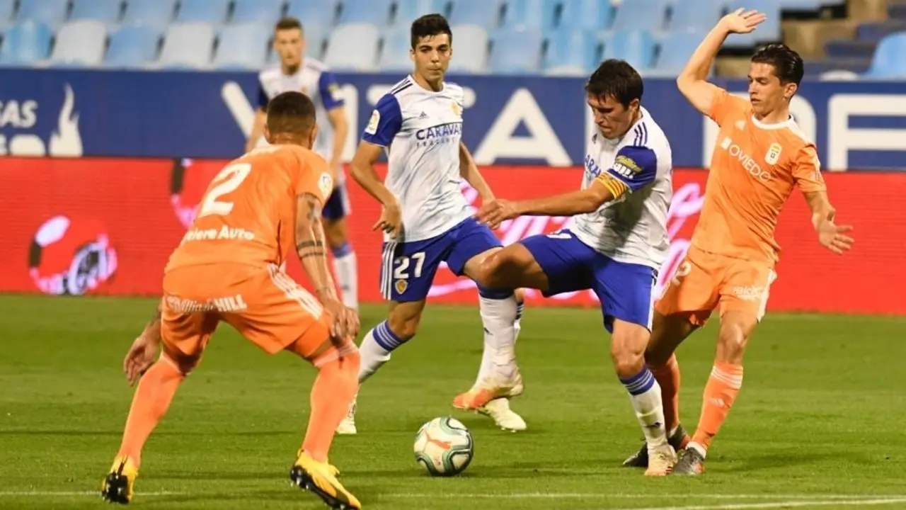 Partido entre el Real Zaragoza y el Oviedo donde los aragoneses perdieron por 1 a 2 en la primera vuelta. Foto: Real Zaragoza