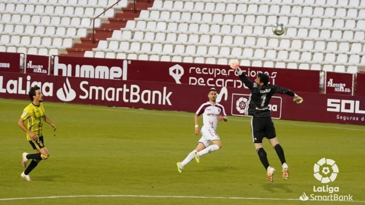 El Zaragoza recibi&oacute; 4 goles en Albacete la temporada pasada. Foto: LFP