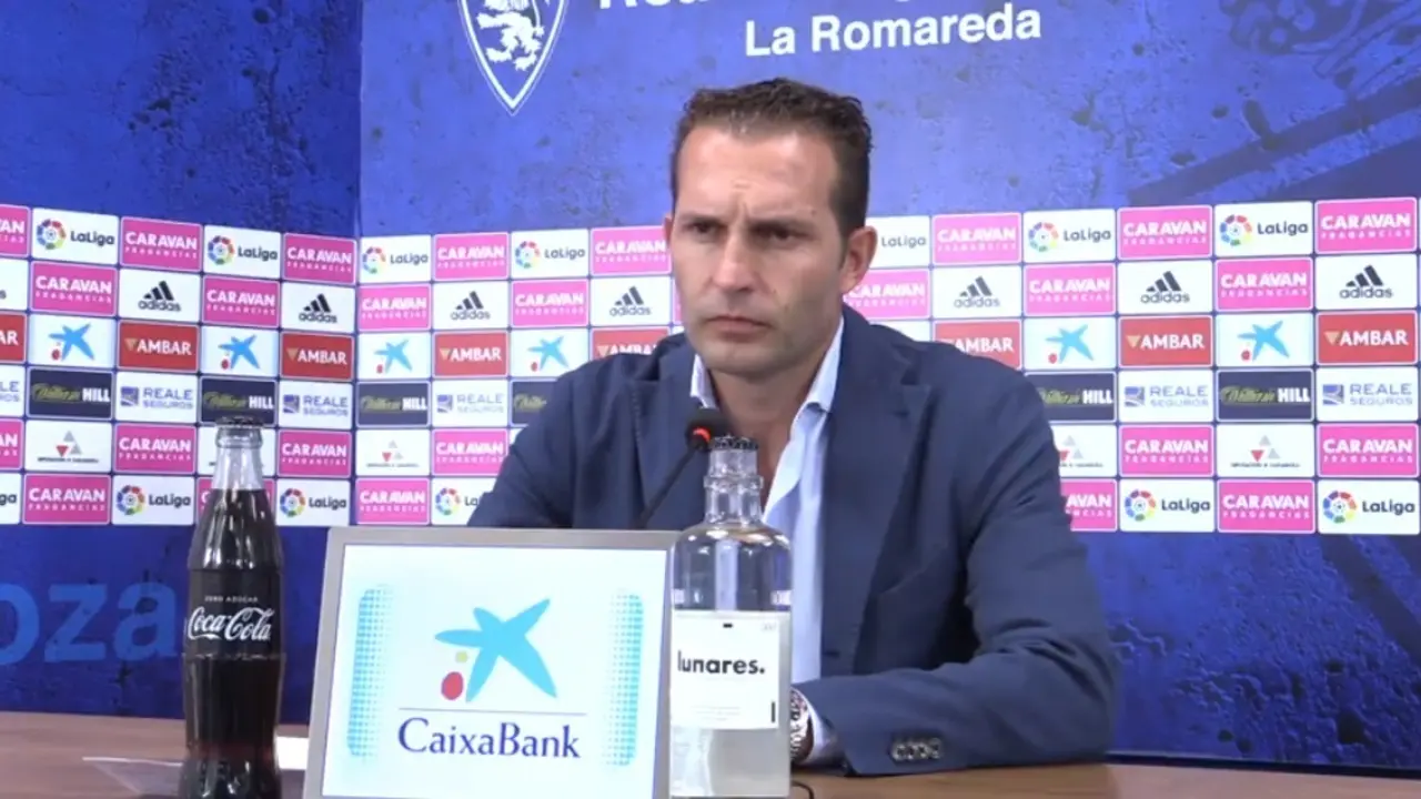 Rub&eacute;n Baraja en sala de prensa