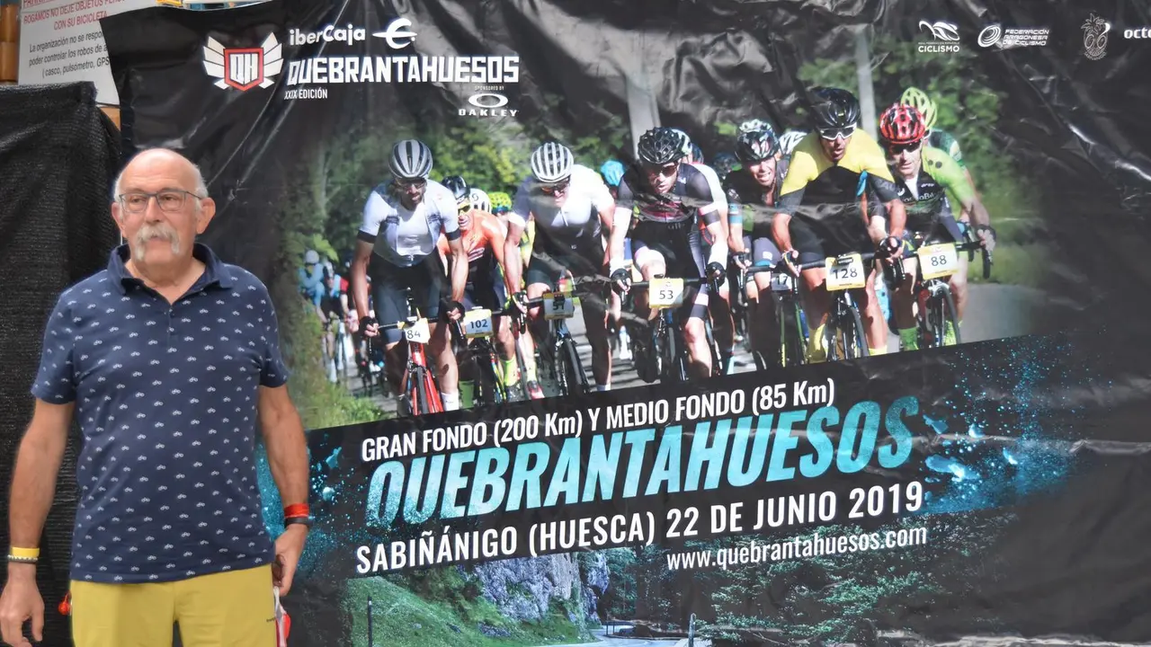 Roberto Iglesias se despide de la organizaci&oacute;n de la QH y Treparriscos. Foto: Sportaragon