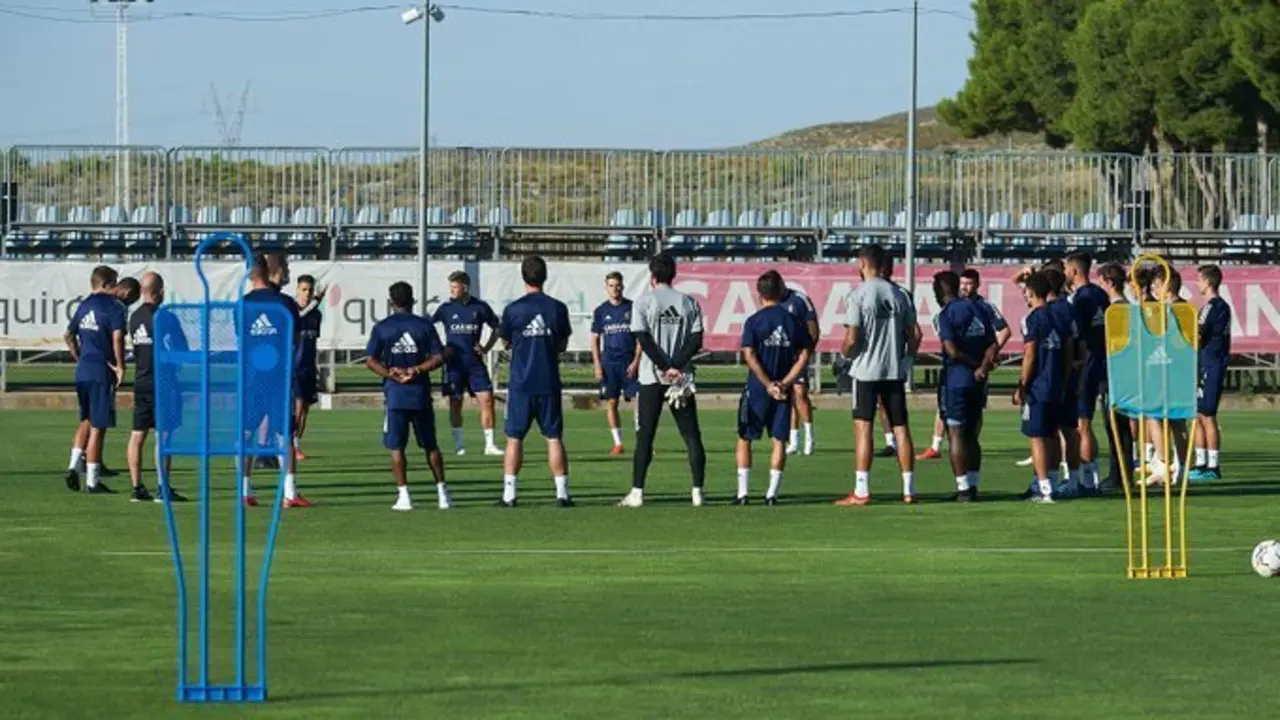 La plantilla del Real Zaragoza en la Ciudad Deportiva. Foto: Real Zaragoza
