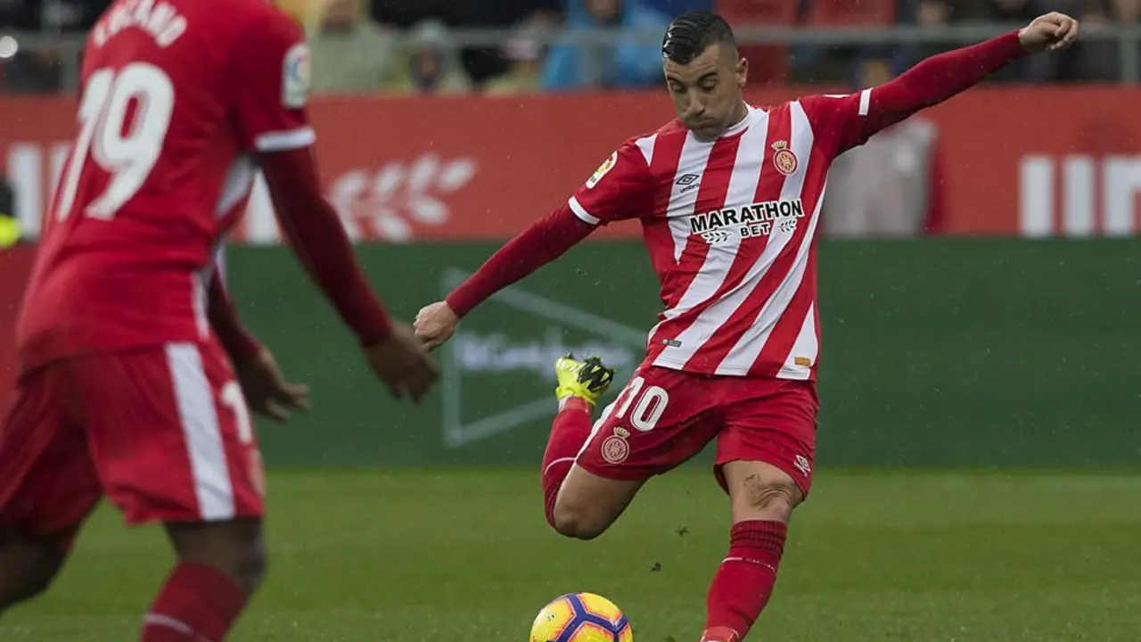 Borja Garc&iacute;a con la camiseta del Girona | Foto Mundo Deportivo