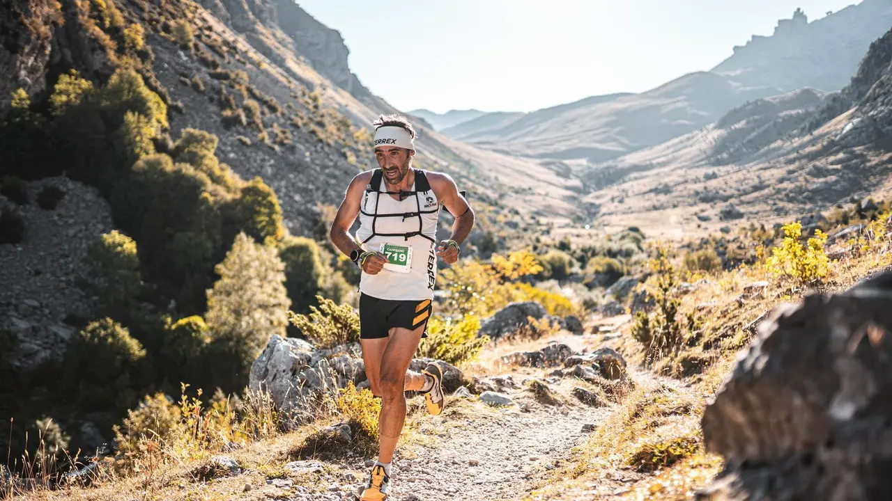 Luis Alberto Hernando, uno de los grandes que este fin de semana ha participado en la Canfranc-Canfran. En esta imagen, en la 16k.Foto: Jos&eacute; Miguel Mu&ntilde;oz