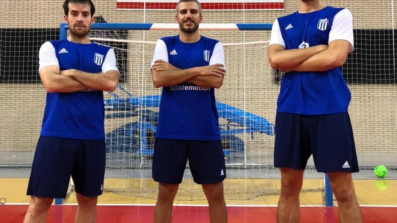 Richi Felipe, Carlos Retamar e Iv&aacute;n Bernad. Foto: F&uacute;tbol Emotion Zaragoza