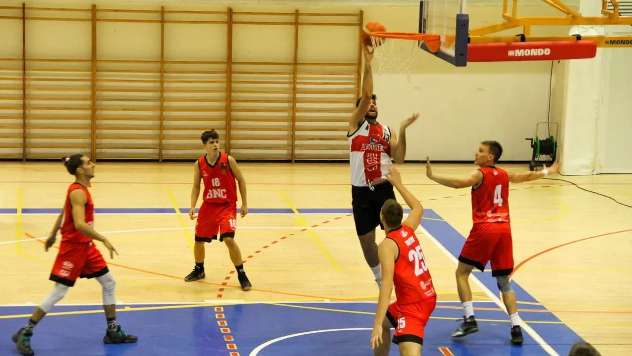 Imagen durante el partido | Foto: Levitec Huesca