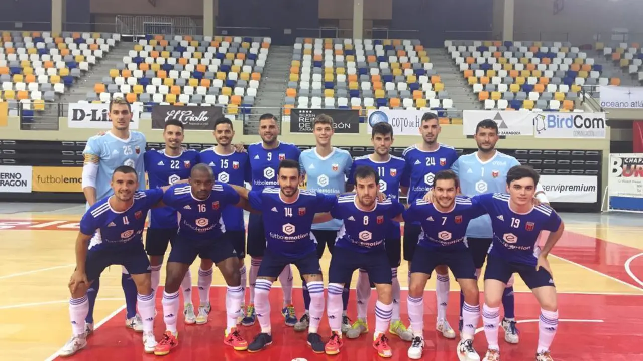Foto de familia del F&uacute;tbol Emotion Zaragoza 20/21