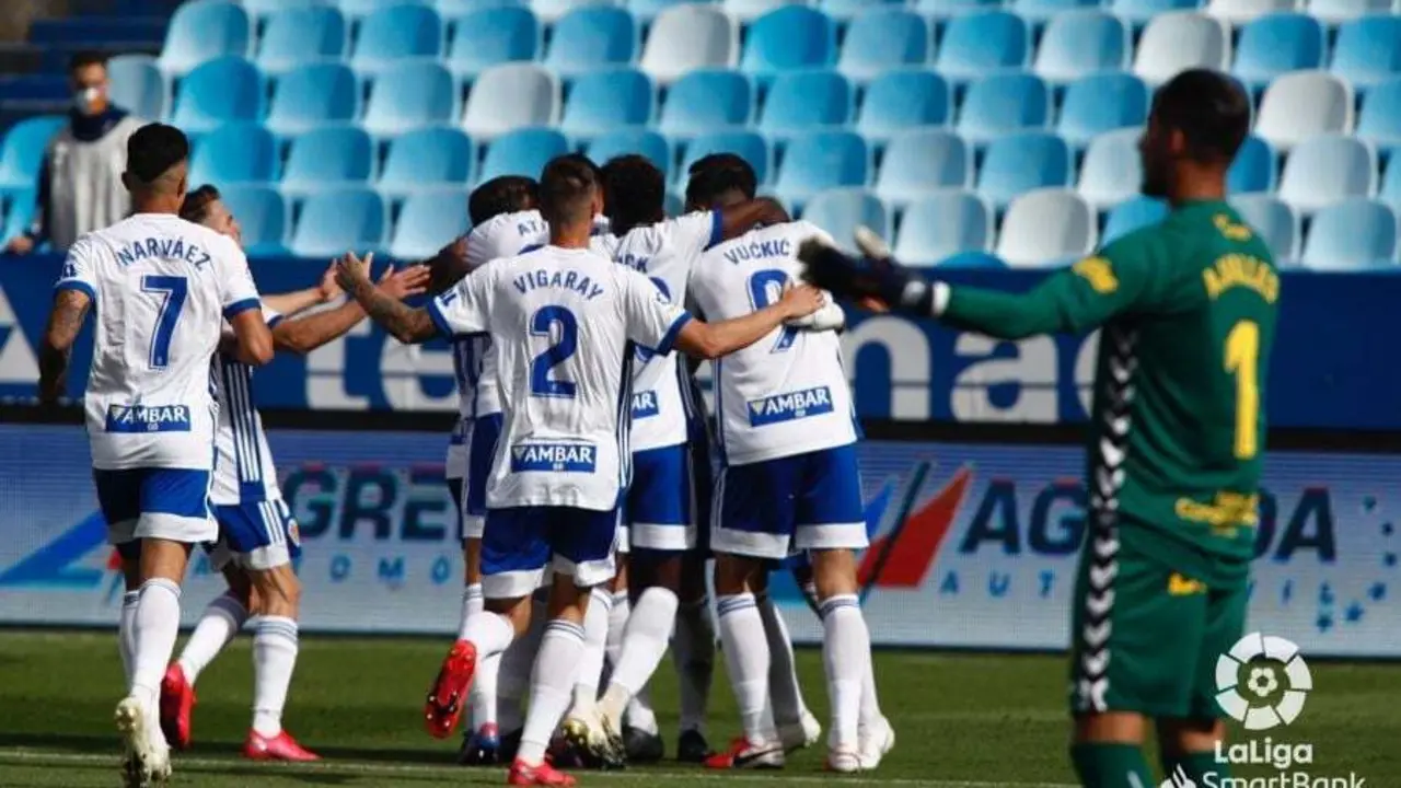 El Real Zaragoza empat&oacute; a dos ante Las Palmas en la primera vuelta. Foto; LFP