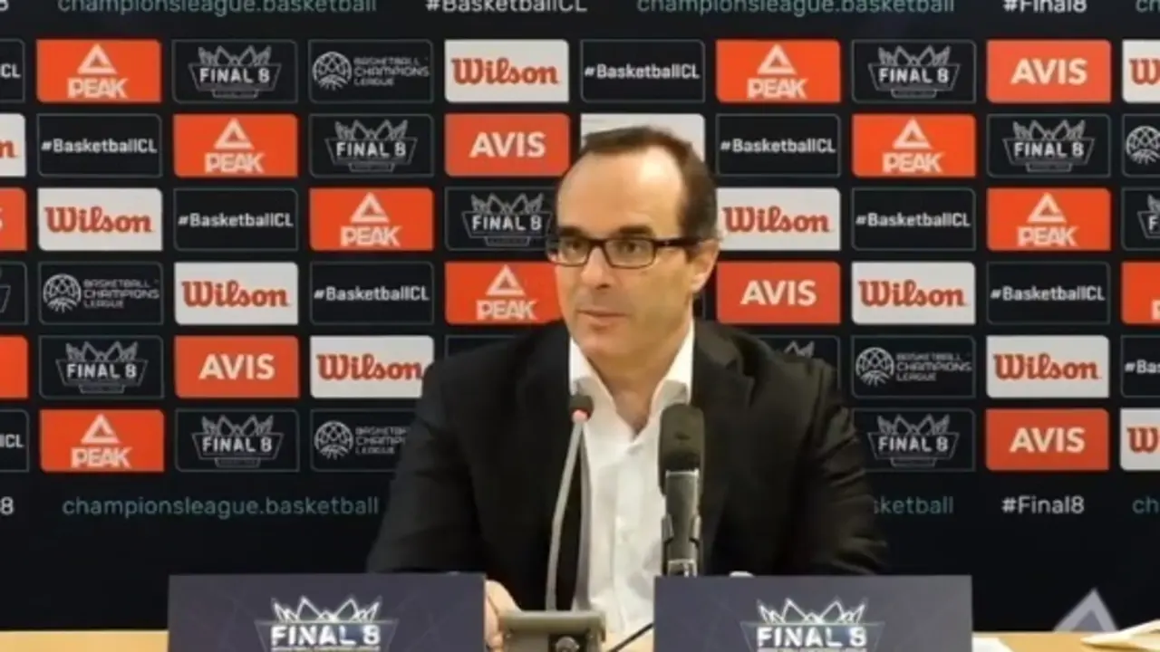 Diego Ocampo, en sala de prensa este domingo. Fotograma de FIBA