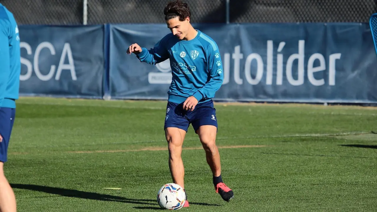 Seoane, en el entrenamiento de hoy. | Foto: SD Huesca