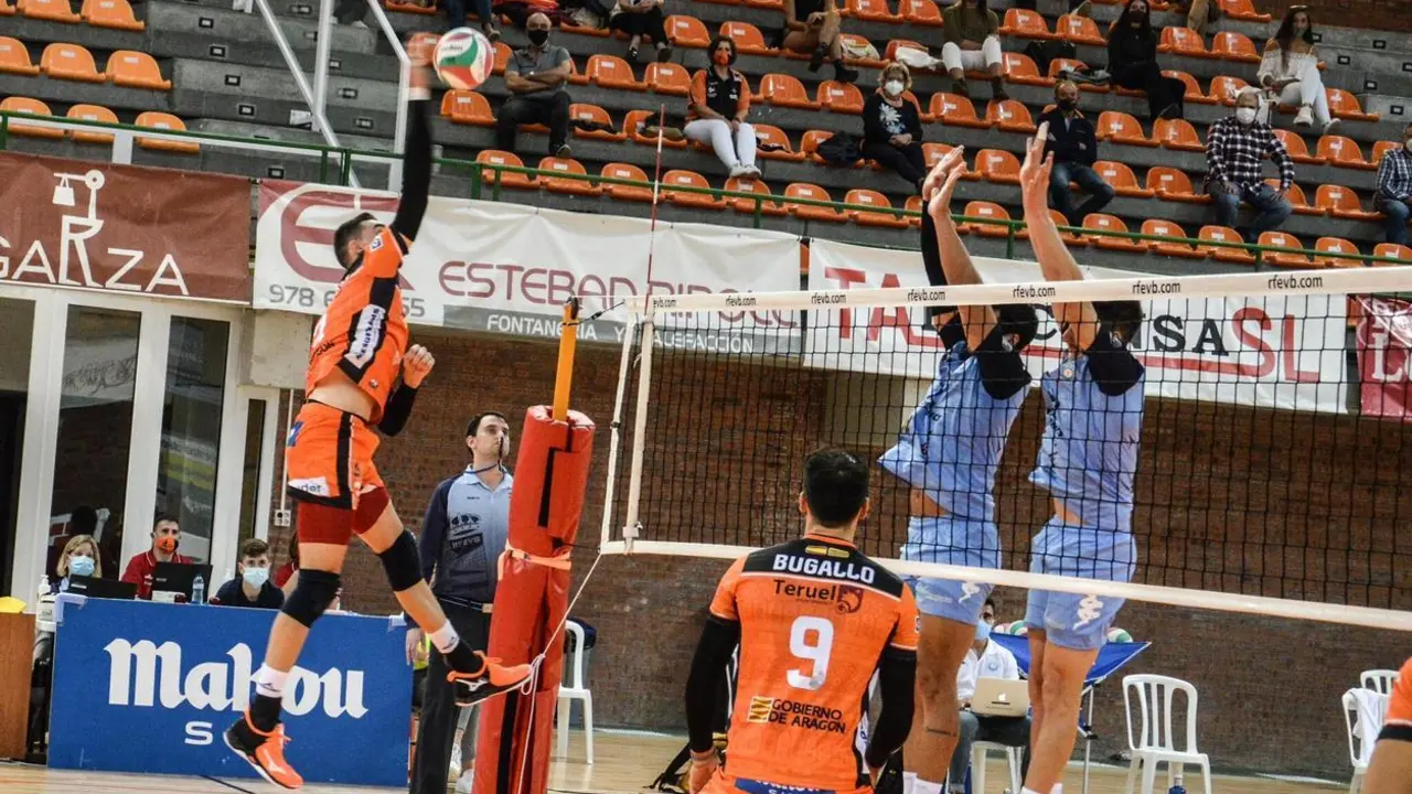&Uacute;ltima victoria del equipo contra el Ibiza. | Foto: CV Teruel