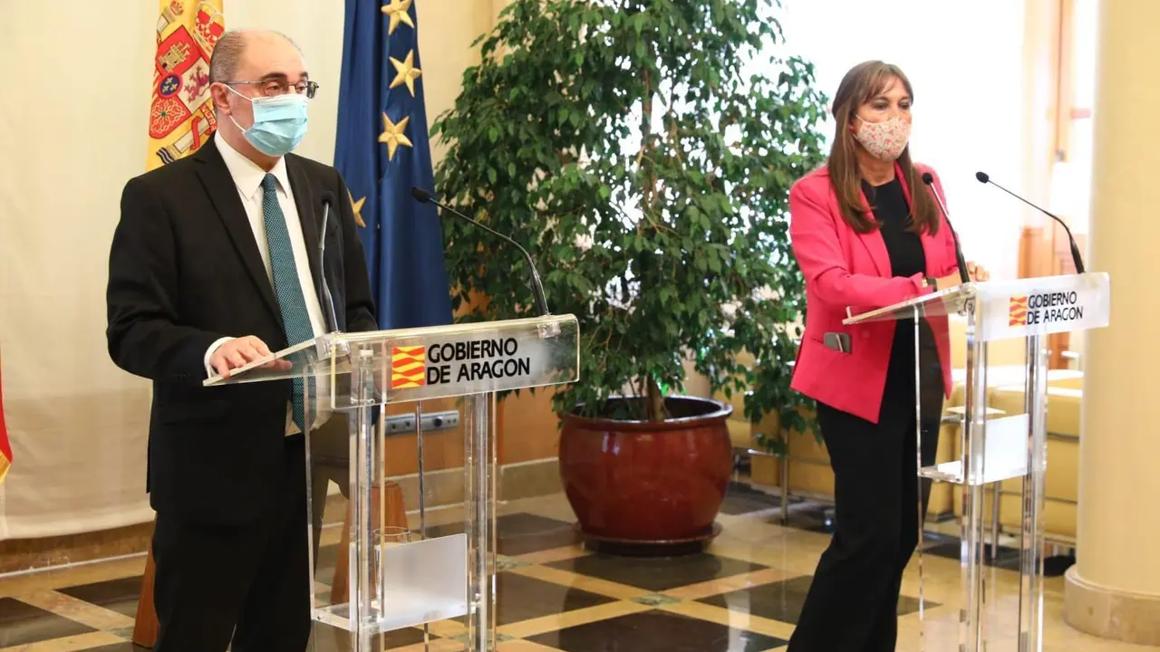 Lamb&aacute;n y Repoll&eacute;s en la rueda de prensa de hoy. | Foto: Gobierno de Arag&oacute;n