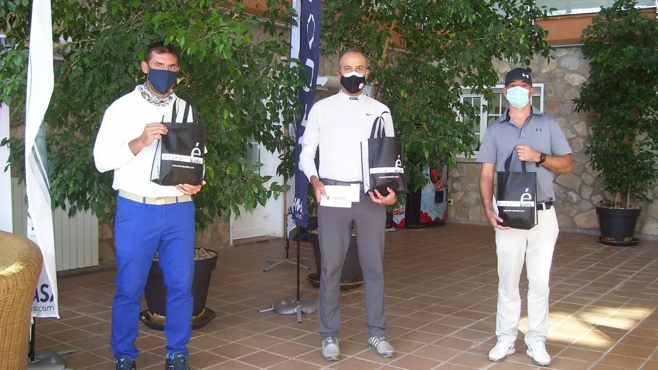 Ganadores de la &uacute;ltima prueba de la Liga Golf Guara. Foto: Cedida