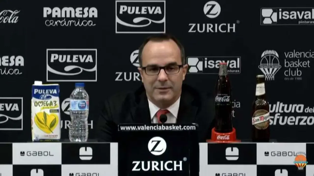 Diego Ocampo, en sala de prensa tras el partido. Fotograma del Valencia Basket