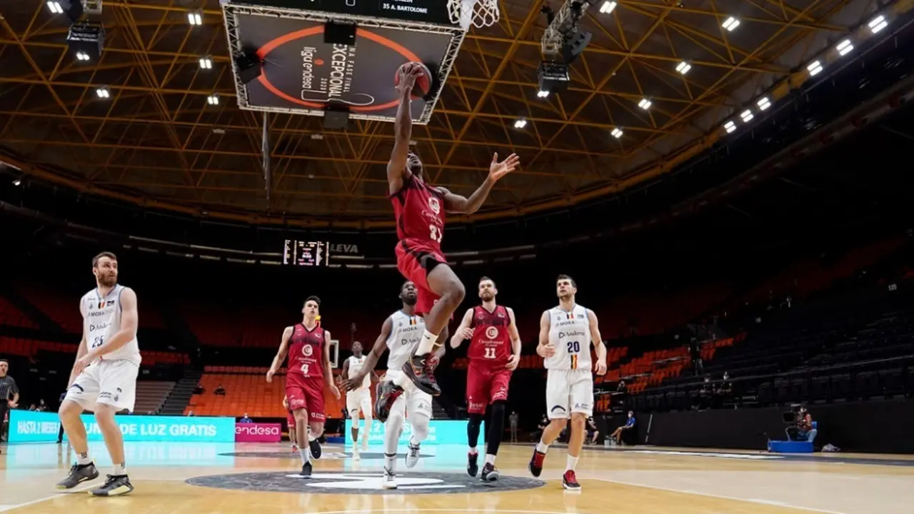 Dylan Ennis, frente a Andorra en la Fase Final. Foto: ACB