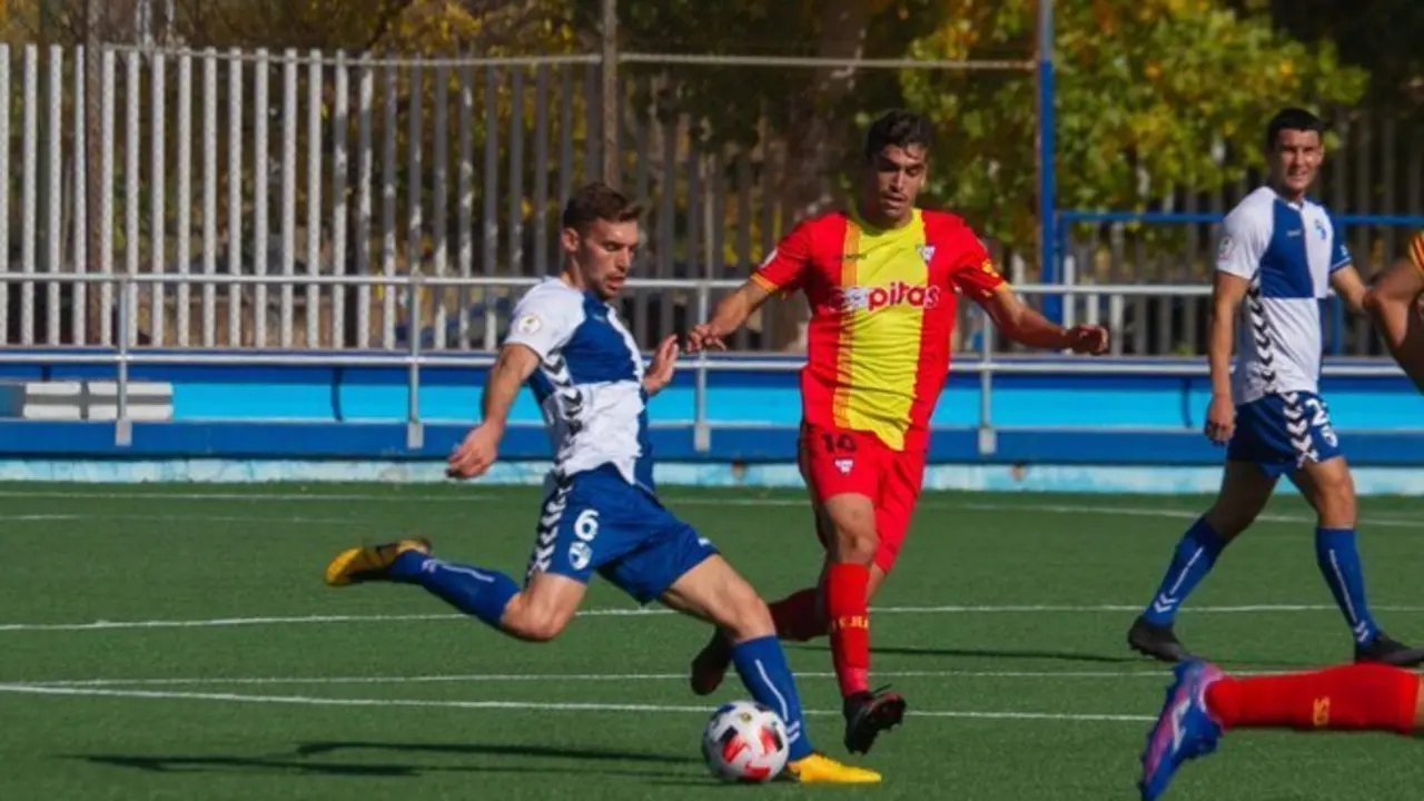 El Ebro juega ante Osasuna Promesas. Foto: @CD_Ebro