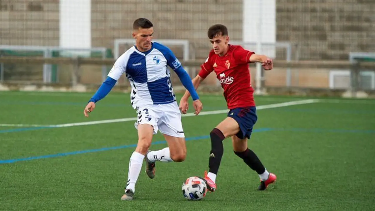 El Ebro empata ante el filial de Osasuna. Foto: CD EBRO / Miguel Os&eacute;s
