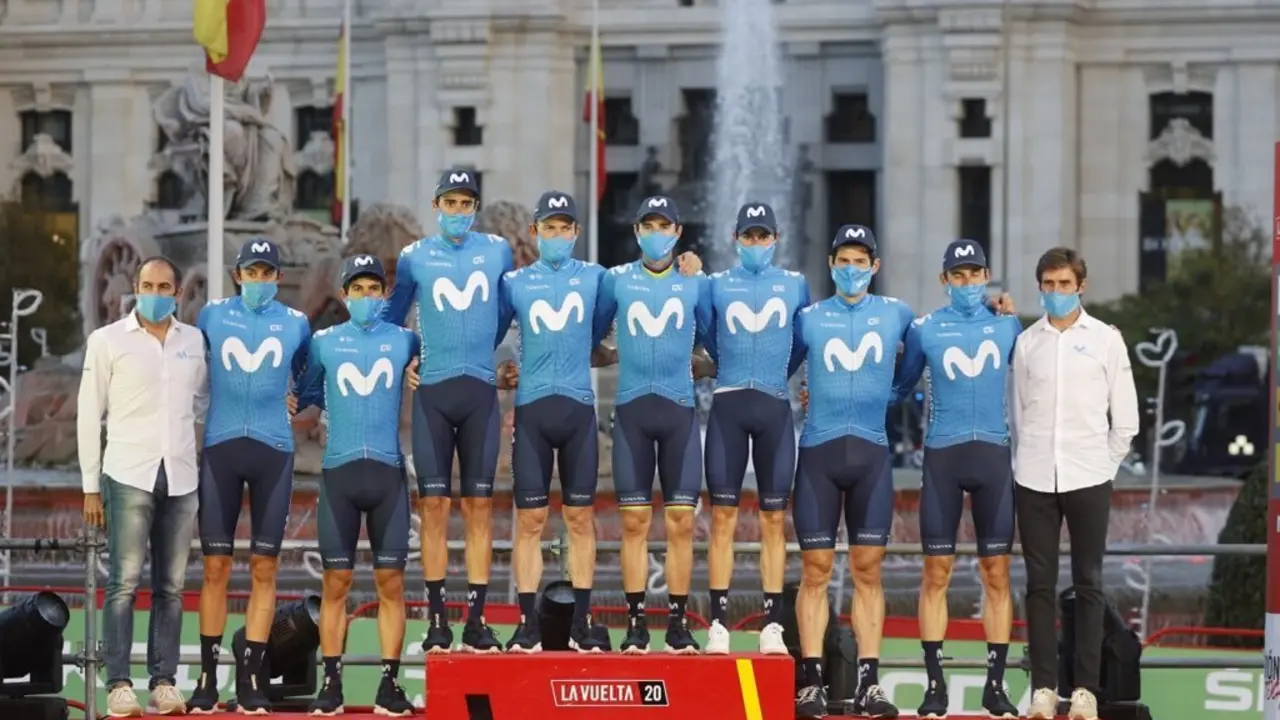 Jorge Arcas en el podium de la Vuelta 2020 | Foto: Movistar Team