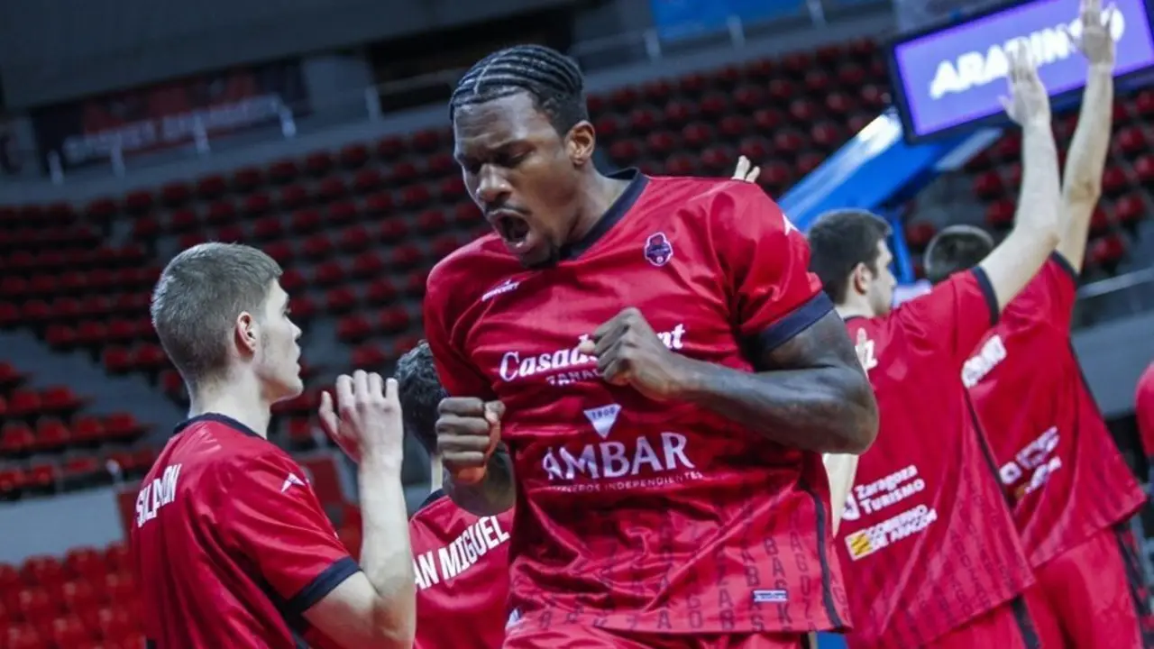 Dylan Ennis, en un partido de BCL. Foto: FIBA