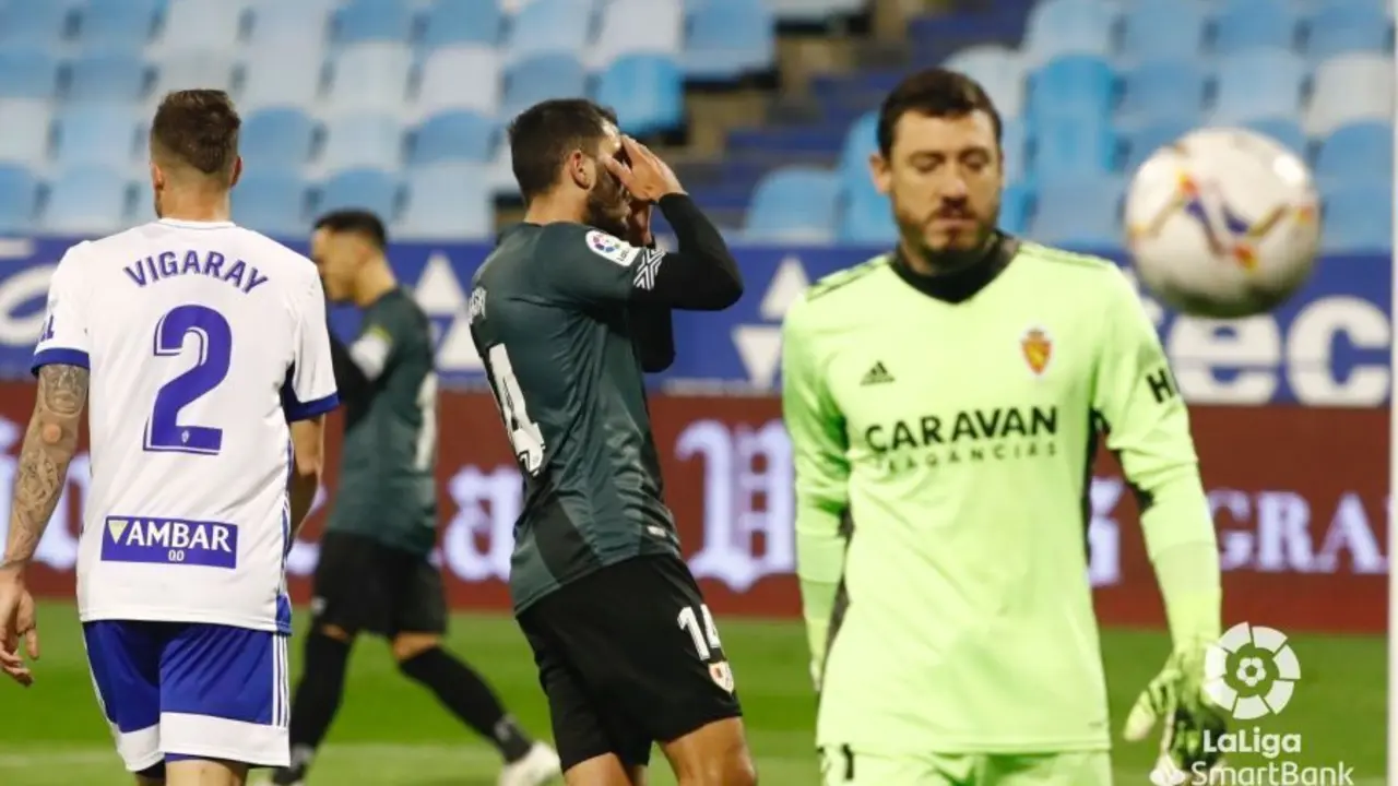 Un Real Zaragoza depresivo fue remontado por el Rayo Vallecano en el 2&ordm; tiempo. Foto: Liga Smartbank