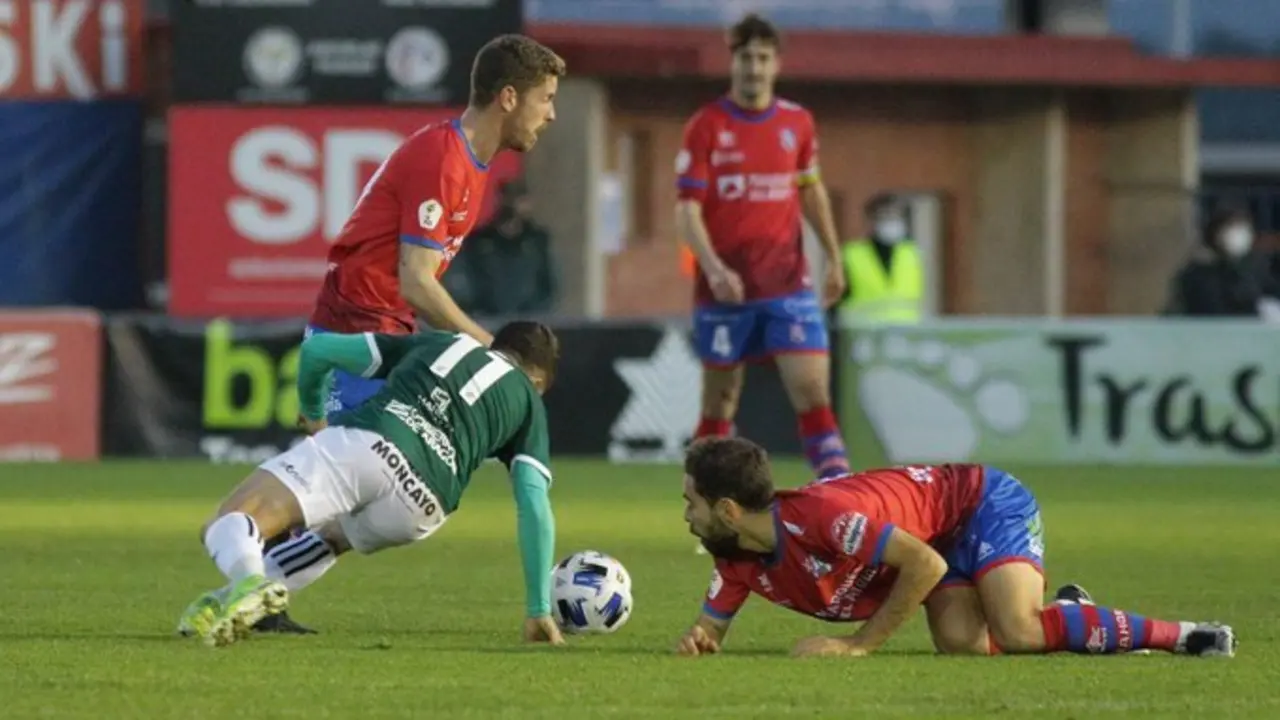 Imagen del Tarazona en su partido de hace unas semanas en Calahorra. Foto: CD Calahorra