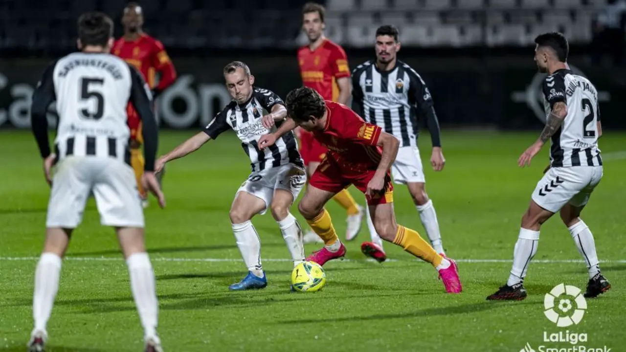 El Real Zaragoza perdi&oacute; en la primea vuelta ante el Castell&oacute;n. Foto: LFP