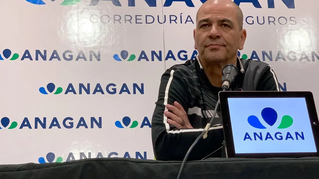 Sergio Hern&aacute;ndez, en sala de prensa. Foto: Casademont Zaragoza