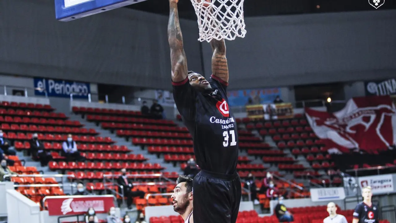 Casademont Zaragoza aplast&oacute; a Bilbao Basket. |FUENTE: E.Casas