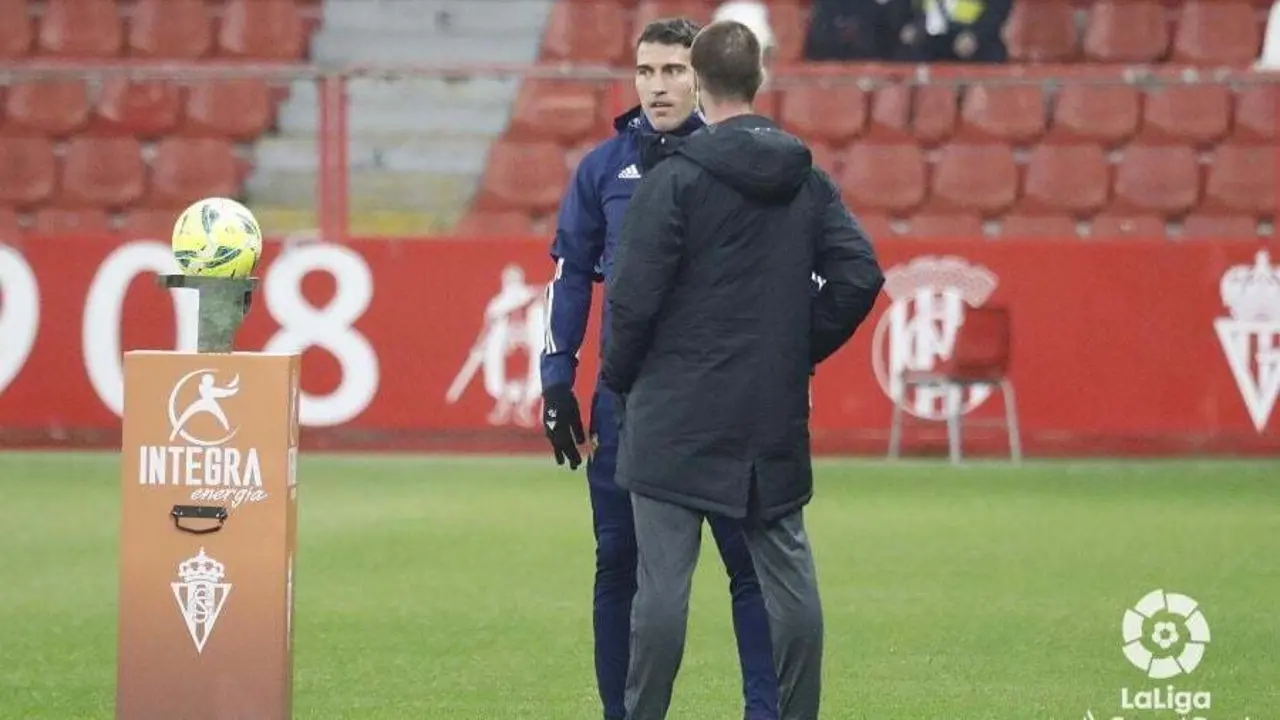 Alberto Zapater minutos antes del choque ante el Sporting de Gij&oacute;n. Foto: LaLiga SmartBank