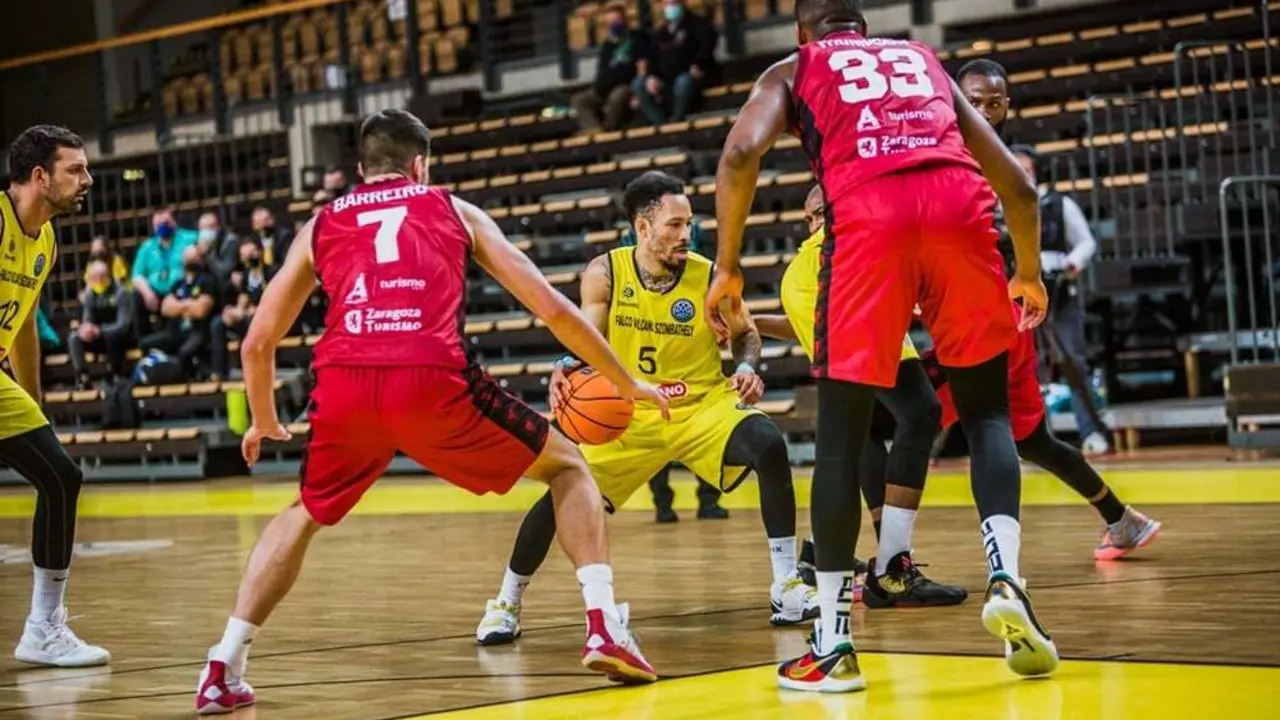 Casademont cae en la pista de Falco. Foto: www.championsleague.basketball/es