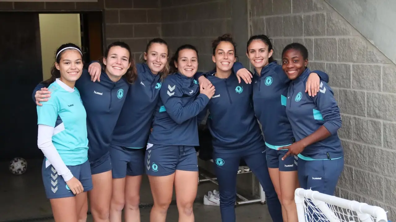 Las jugadoras del Zaragoza CFF en uno de los &uacute;ltimos entrenamientos antes de las vacaciones de Navidad. Foto: Zaragoza CFF
