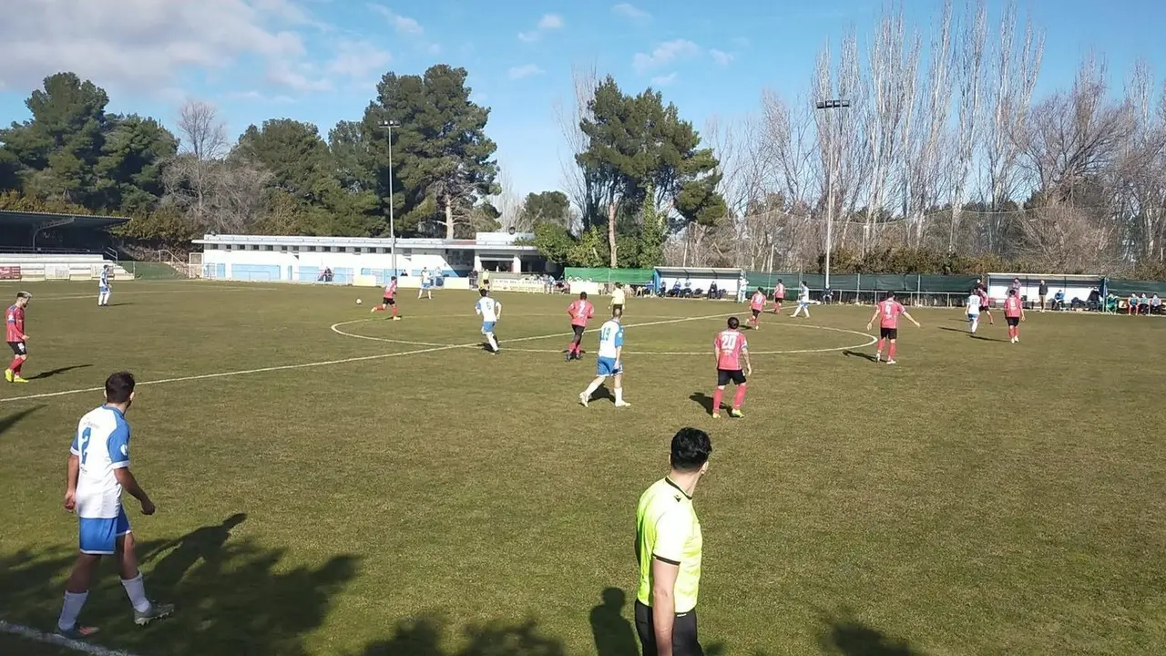 Empate entre el Belchite y el Teruel. | Foto: CD Teruel