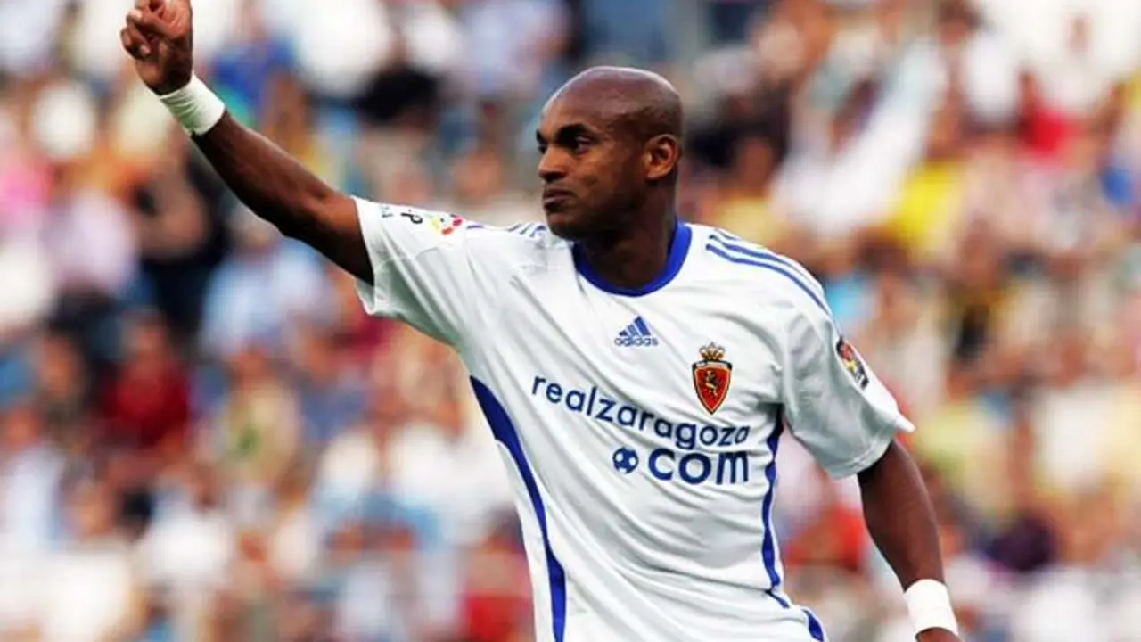 Ewerthon en su &uacute;ltimo a&ntilde;o con el Real Zaragoza. | Foto: AS