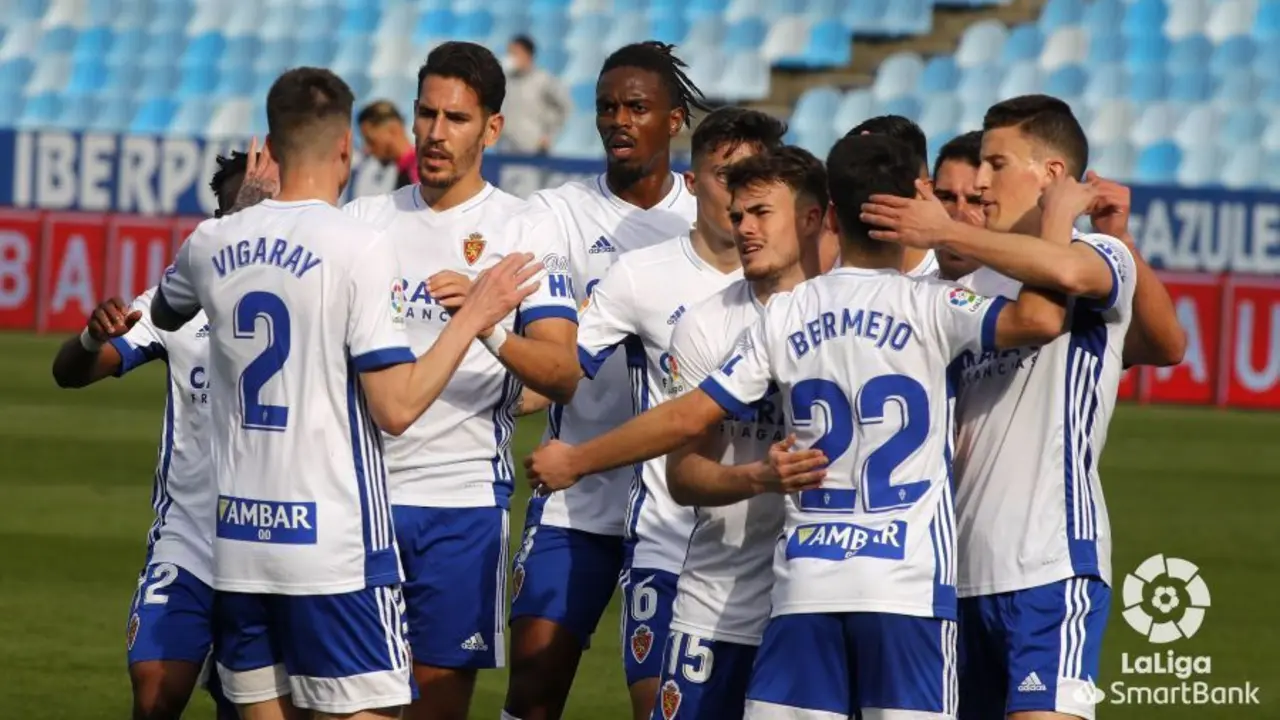 El Real Zaragoza en su &uacute;ltimo victoria ante el Tenerife. l Foto: LFP