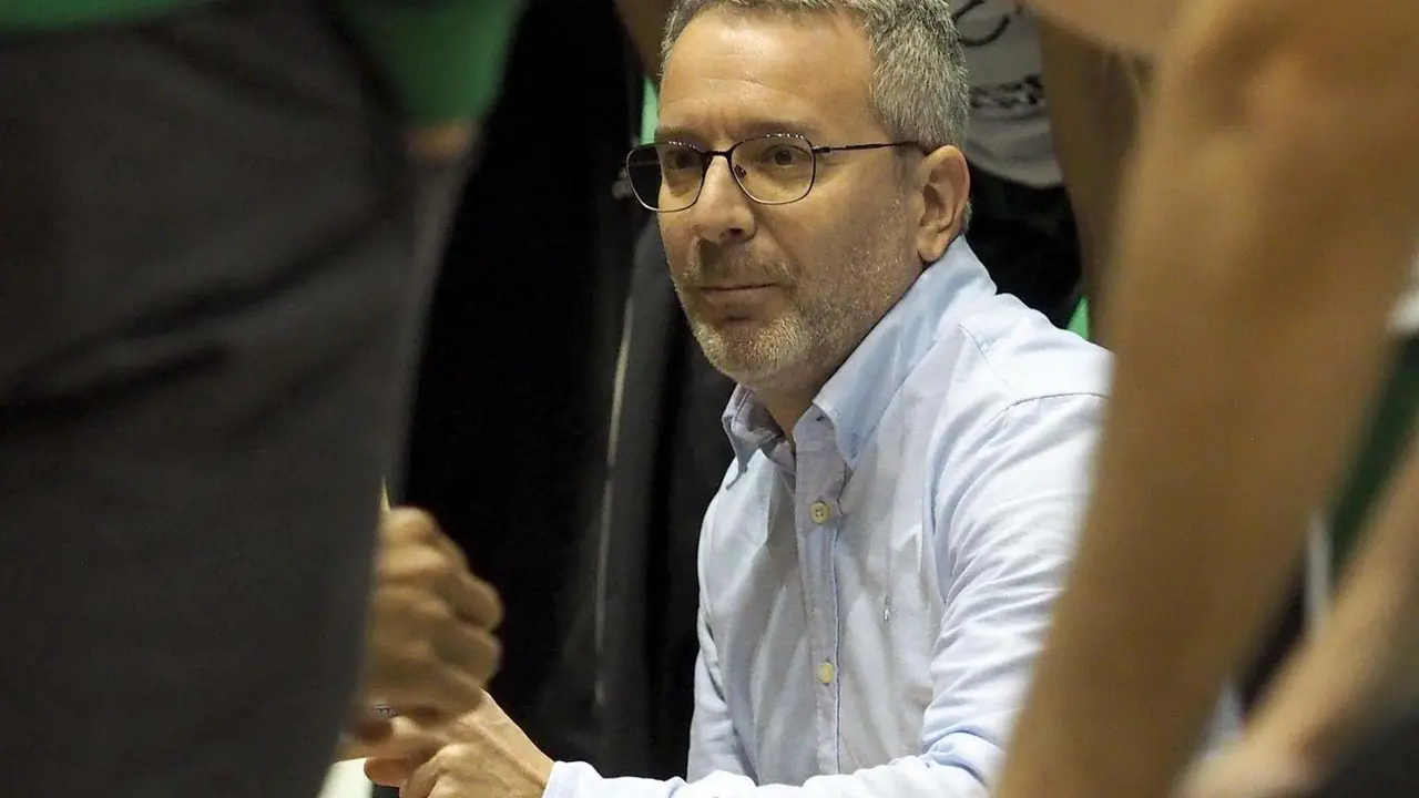 &Oacute;scar Lata, en un tiempo muerto. Foto: C. Pascual