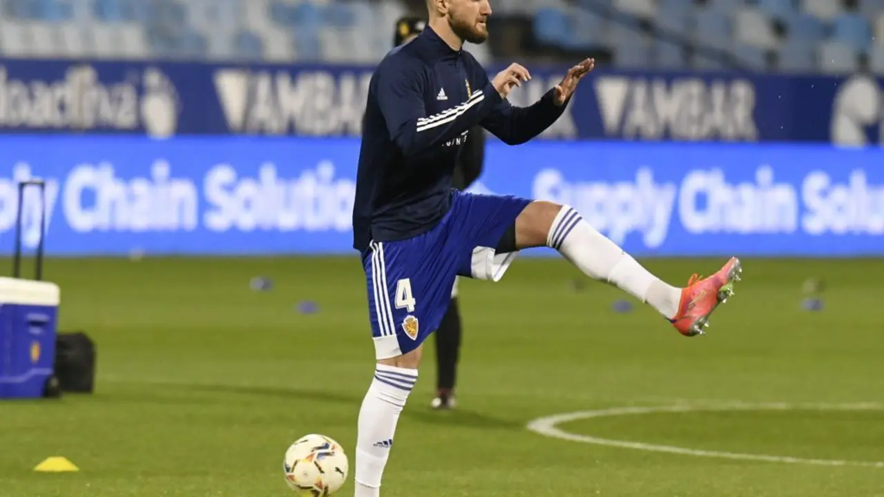 Mathieu Peybernes adelant&oacute; al Real Zaragoza con un gol de cabeza. Foto: Real Zaragoza