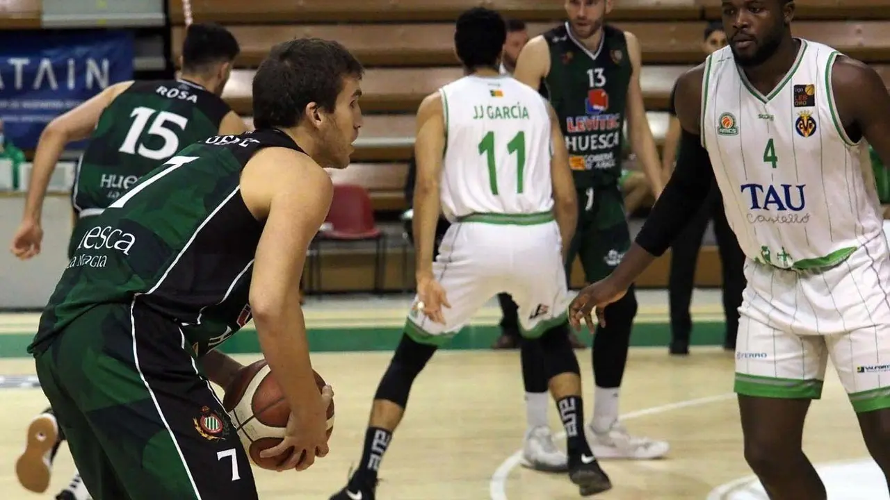 Imagen de archi de un partido entre el Levitec Huesca y el Castell&oacute;n. Foto: C.Pascual