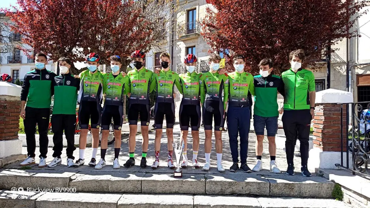Los participantes del equipo en Alsasua. | Foto: CC Oscense