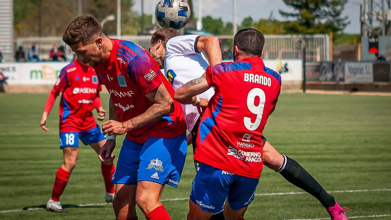La SD Tarazona cae ante el Real Uni&oacute;n. Foto: Ra&uacute;l L&oacute;pez Navarro