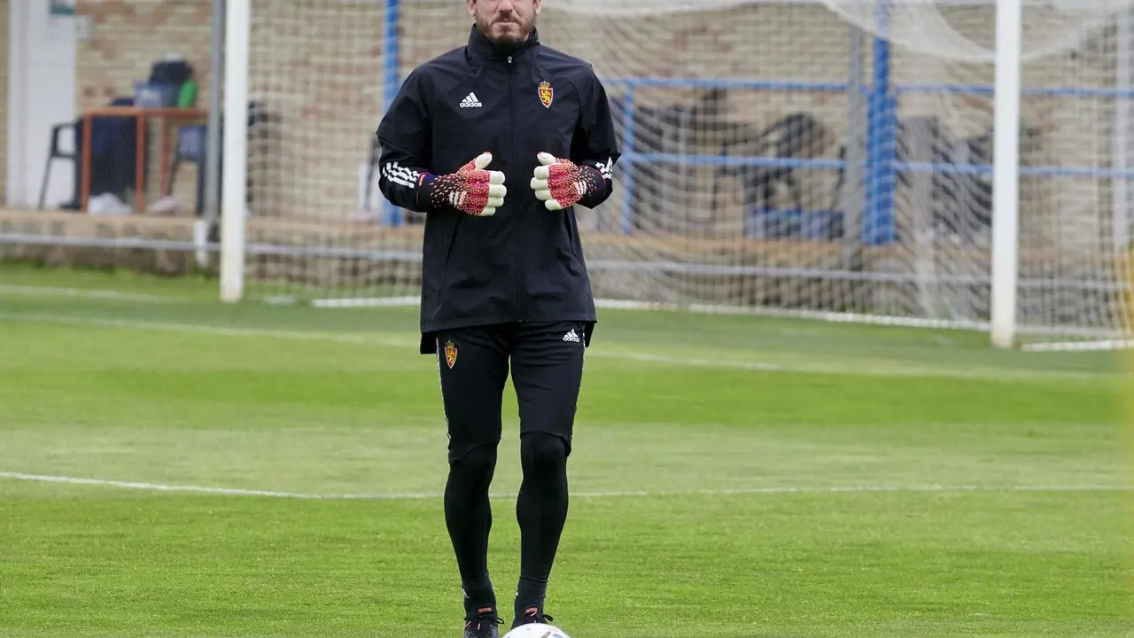 Cristian &Aacute;lvarez en la Ciudad Deportiva. Foto: Real Zaragoza