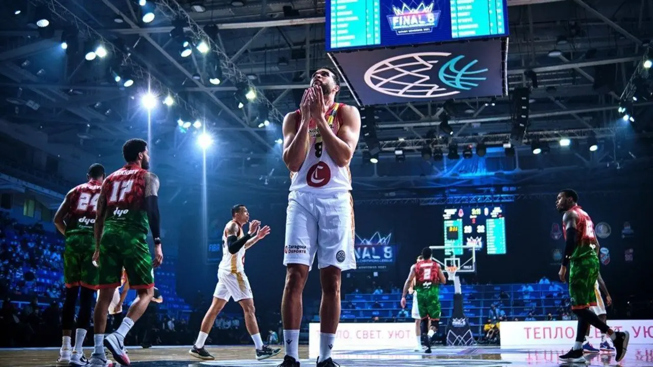 Elias Harris se lamenta de una acci&oacute;n. Foto: FIBA