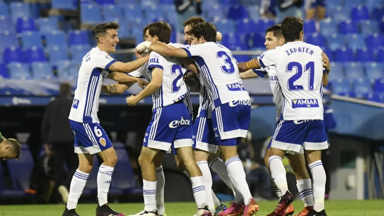 El Zaragoza celebra el gol de Francho. Foto: Real Zaragoza