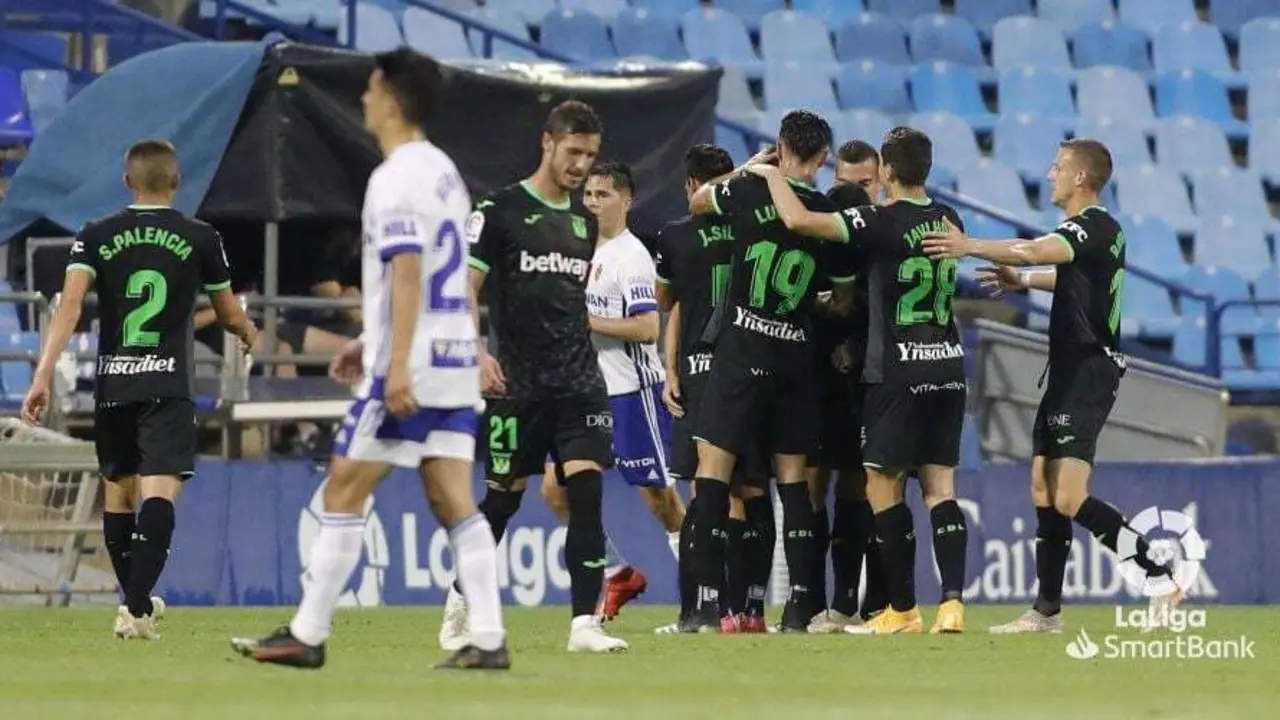 El Zaragoza cae goleado ante el Legan&eacute;s. Foto: LFP