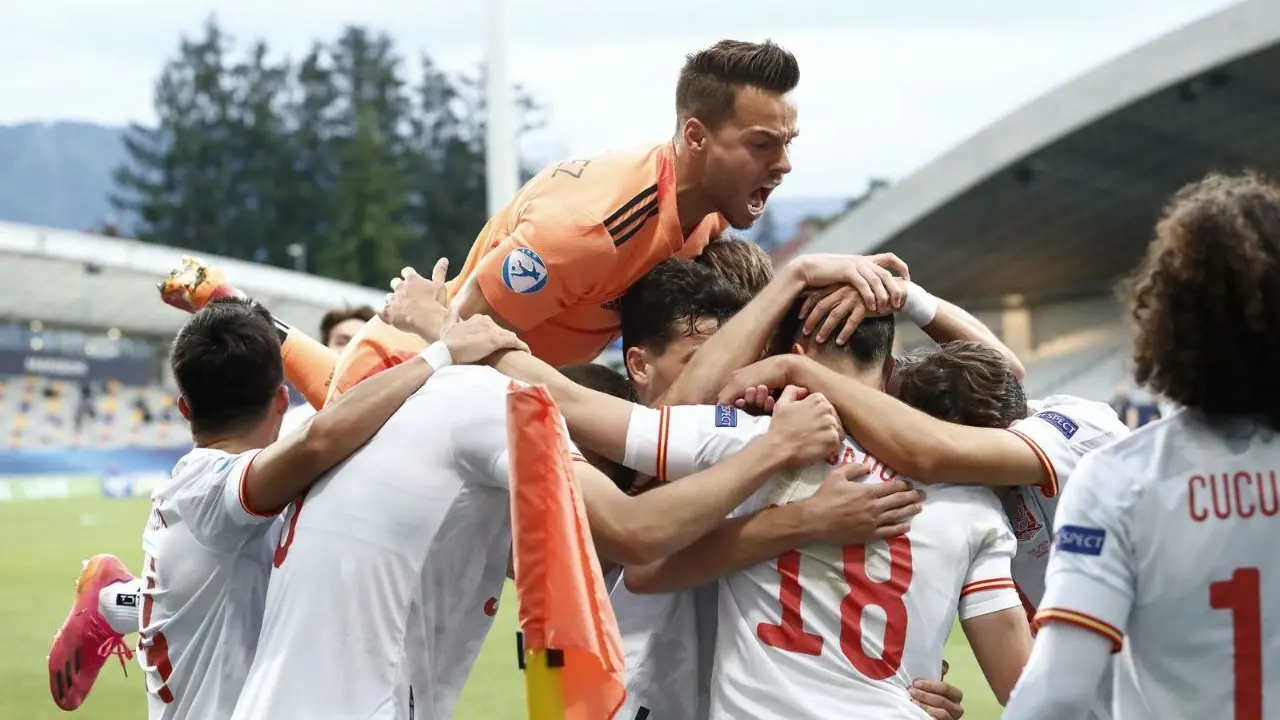 &Aacute;lvaro Fern&aacute;ndez celebra el segundo gol contra Croacia. | Foto: RFEF