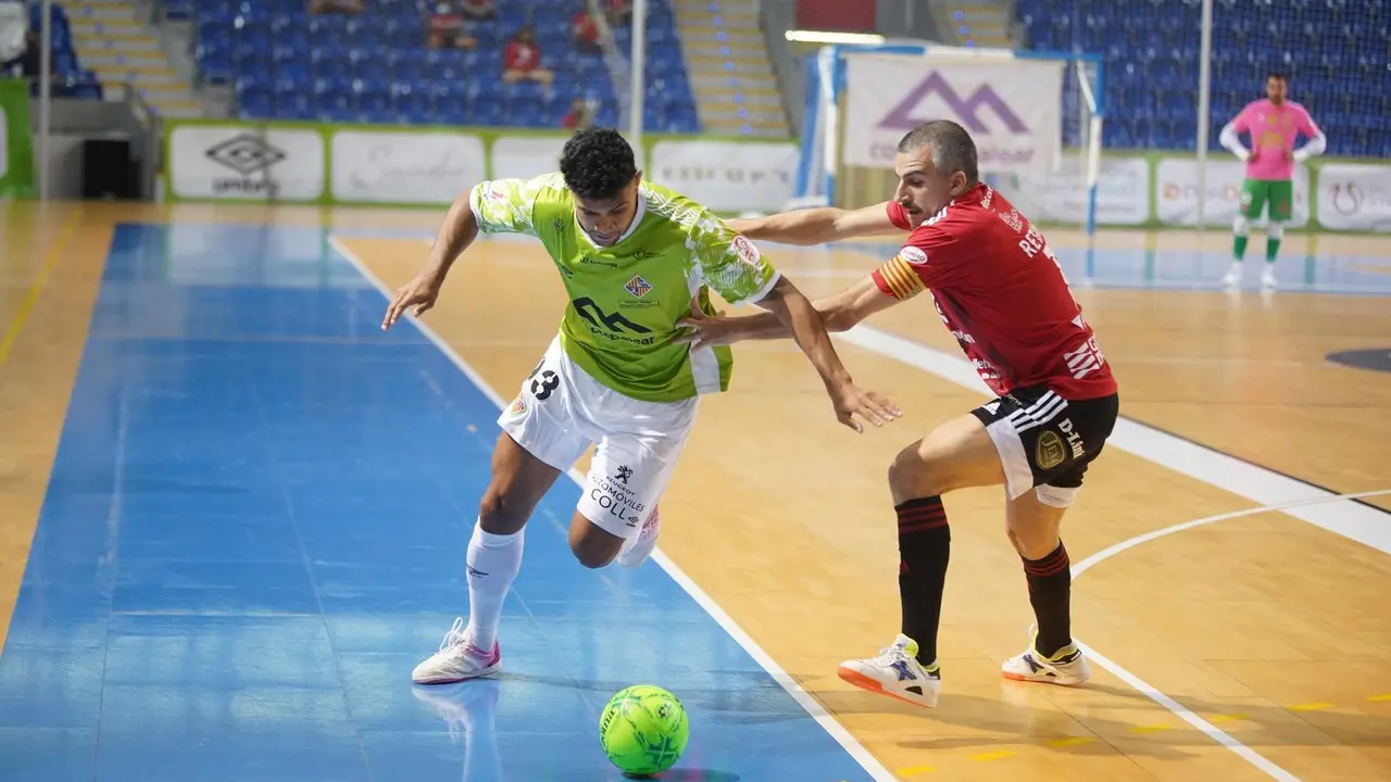 Carlos Retamar, en el partido del mi&eacute;rcoles en Son Moix. Foto: Palma Futsal