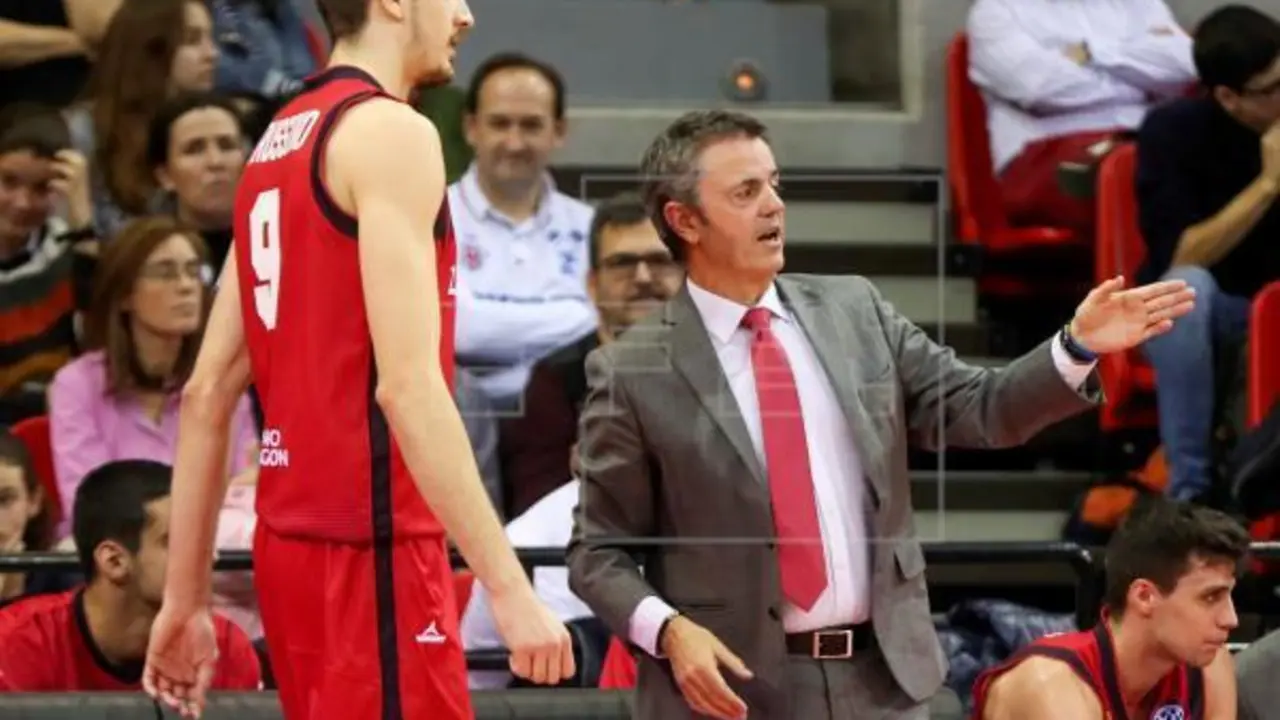Fisac, junto a Nico Brussino, en su etapa en Zaragoza. Foto: EFE