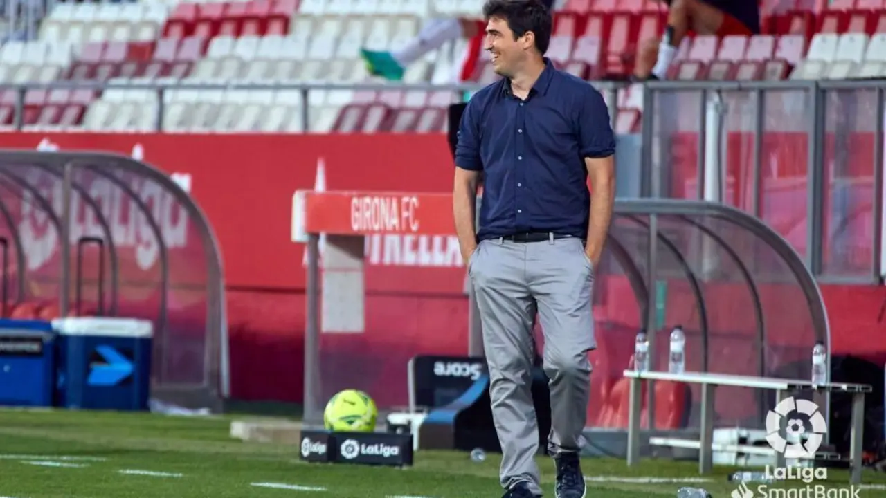 Iraola en el Montilivi el d&iacute;a del ascenso. | Foto: LaLiga