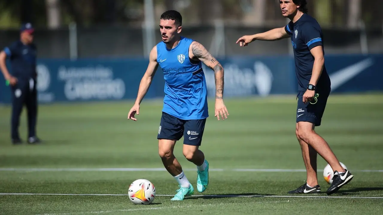 Joaqu&iacute;n Mu&ntilde;oz durante un entrenamiento. | Foto: SD Huesca