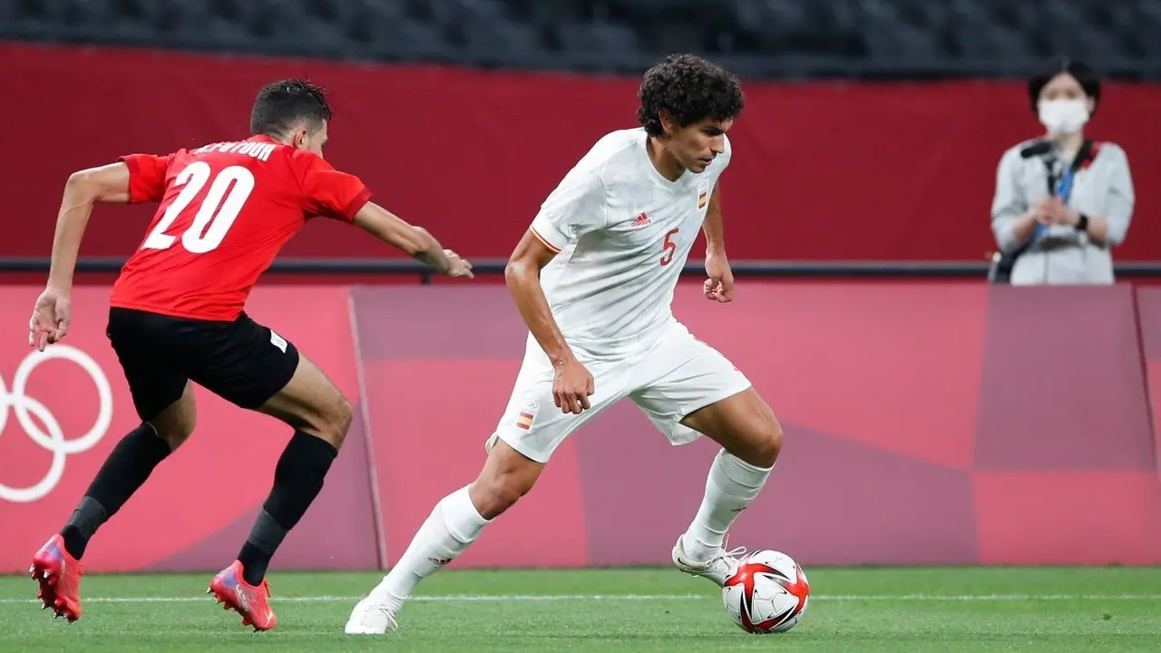 Vallejo capitaneo a la Selecci&oacute;n Espa&ntilde;ola. | Foto: RFEF