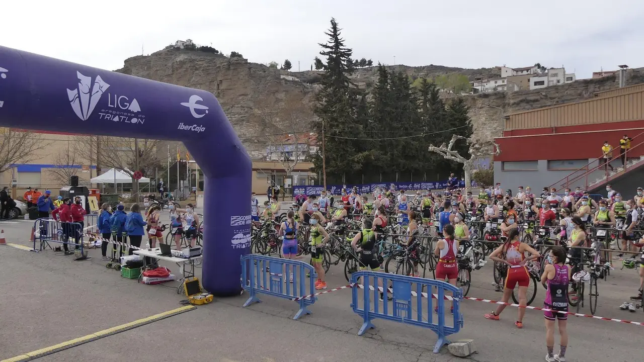 Imagen del Duatl&oacute;n de Calatayud, anterior al de este s&aacute;bado en Biota, unos minutos antes del primer segmento. Foto: Cedida